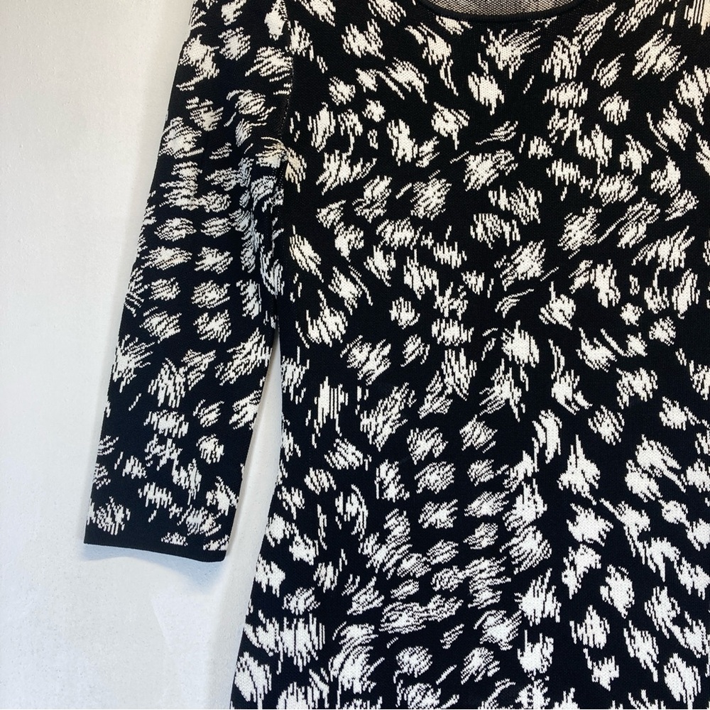 Trina Turk Women's Midi Dress White/Black Long Sleeve Size S Print Abstracto - Picture 7 of 16